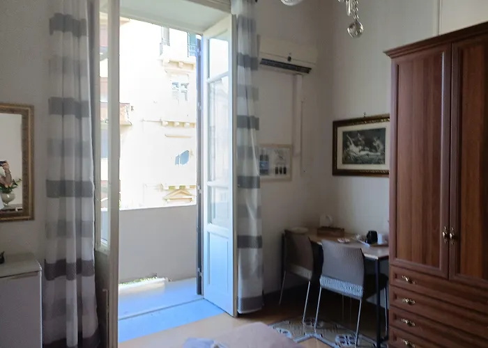 Daybreak Bed & Breakfast 3*